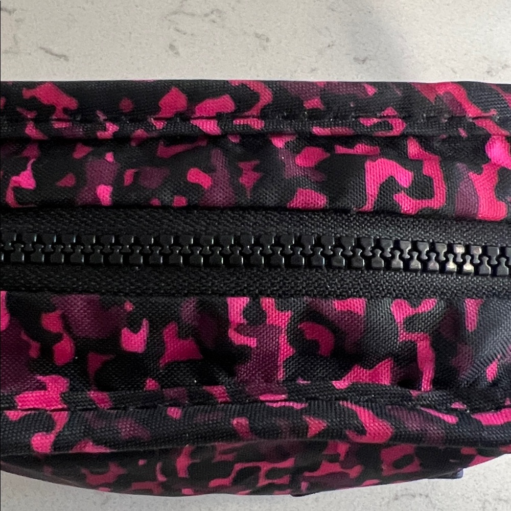 NIKE pouch - Picture 4 of 7